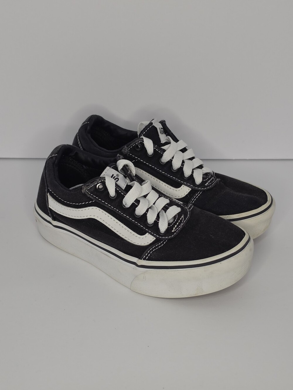 Vans Black and White Kids Classic Low-Top Sneakers